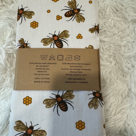 Urban Villa Harvest Dinner Napkins Set of 12 Premium Quality 100% Cotton - Picture 6 of 7